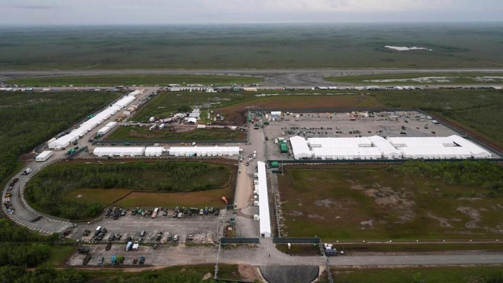 Florida violó ley ambiental al instalar campamento sin evaluación de impacto
