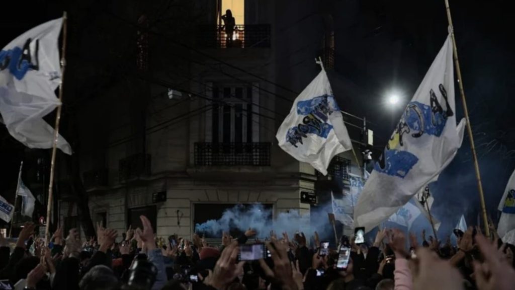 Tras un año de ajuste, Milei sufre una derrota política en la provincia clave