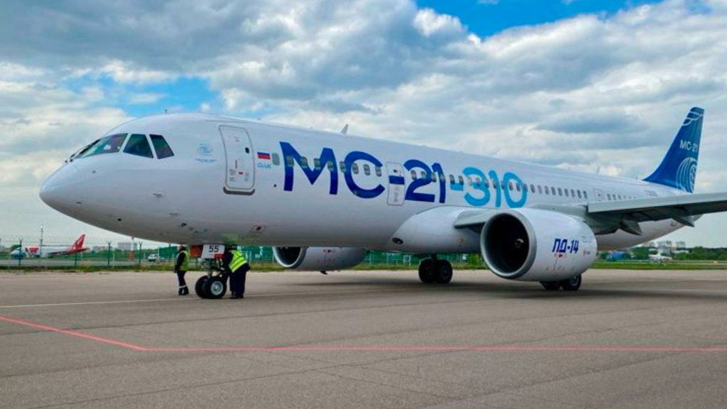 Segundo avión comercial ruso MS-21 entra en fase clave de ensayos