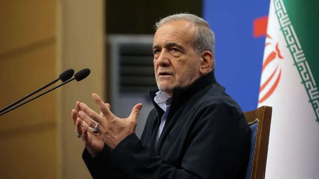  Teherán promete responder con fuerza total a cualquier agresión extranjera