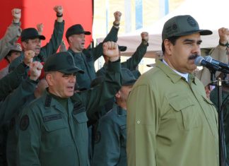 Maduro convoca a resistencia armada frente a amenazas de EEUU
