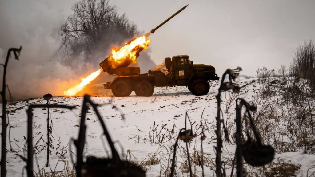 Apoyo militar de la OTAN a Kiev se fortalece con el financiamiento de armas a EEUU 