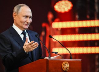 Putin asegura que el sistema unipolar es injusto y obsoleto El presidente de Rusia, Vladímir Putin, afirma que el actual sistema unipolar está obsoleto y apuesta por el modelo multipolar