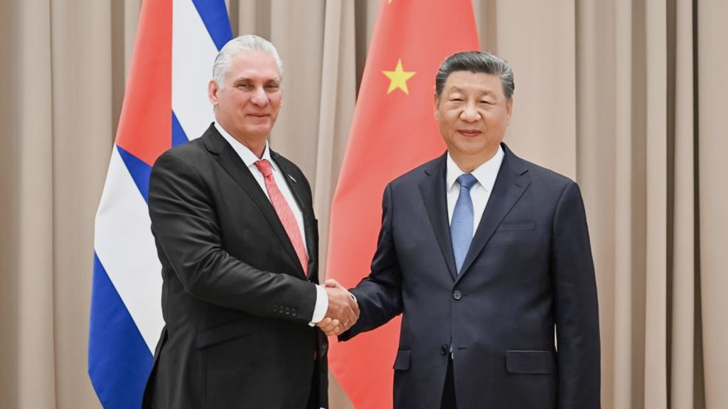 Relación bilateral de China y Cuba catalogada de hierro, indestructible. 