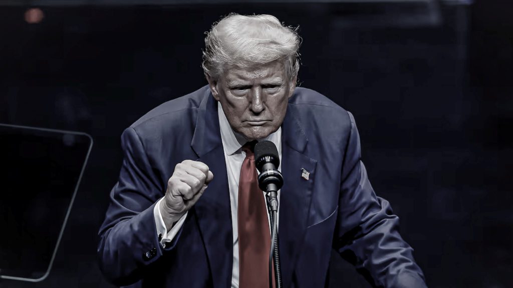 Donald Trump acusa al NYT de mentir durante décadas