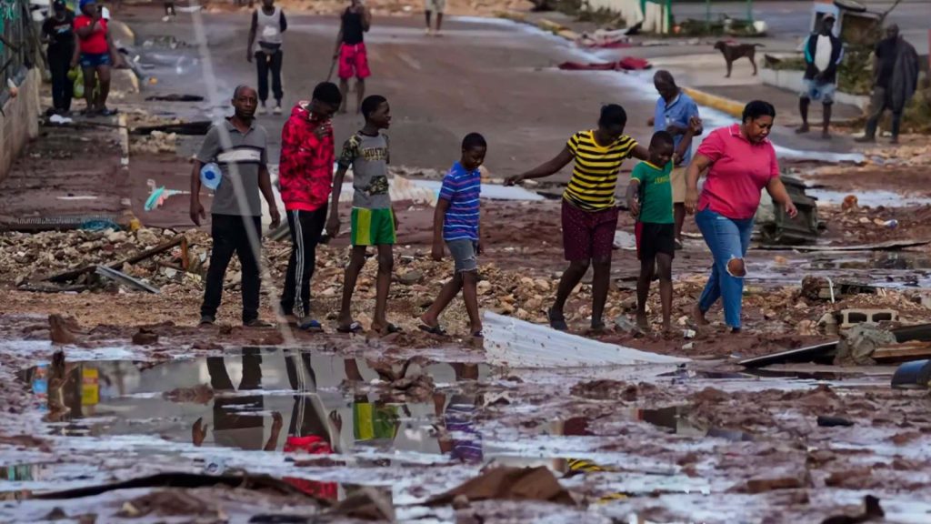 Jamaica y Cuba fueron los países más golpeados, con miles de familias desplazadas y servicios colapsados.
