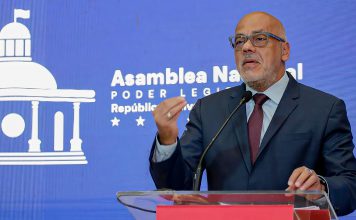 Venezuela advierte que EEUU busca apropiarse de sus recursos Caracas denuncia agresión de EEUU con fines económicos y políticos.