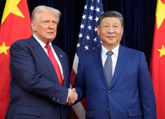 Xi y Trump se reúnen en Corea del Sur El presidente chino Xi Jinping y su homólogo estadounidense Donald Trump se saludan en Busan, durante un encuentro marcado por gestos de cordialidad y expectativas de distensión.