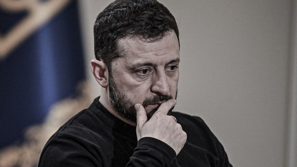 El Servicio de Inteligencia Exterior de Rusia cuestiona el manejo de la ayuda europea en medio de crecientes escándalos de corrupción en Ucrania.