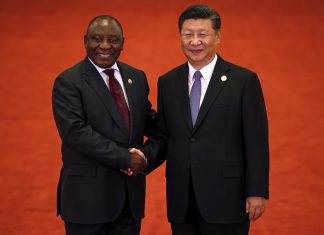 China y Sudáfrica consolidan una alianza estratégica más amplia en vísperas del G20 El primer ministro chino y el presidente sudafricano dialogan en un encuentro bilateral marcado por la sintonía política y la cooperación económica