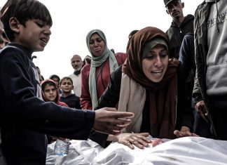 Militares israelíes confiesan ejecuciones arbitrarias contra civiles en Gaza Soldados israelíes revelan asesinatos arbitrarios de civiles en Gaza