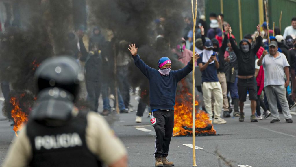 Conaie denuncia violaciones de DD.HH. tras un mes de protestas en Ecuador 