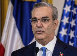 República Dominicana habilita bases aéreas para operaciones de EEUU Visita de alto nivel en medio de presión sobre Venezuela