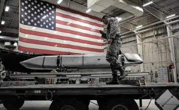 Rusia: Declaraciones de Trump sobre reanudación de pruebas nucleares no son claras Cancillería de Rusia asegura que no está claro las intenciones de Washington sobre reanudar pruebas nucleares.