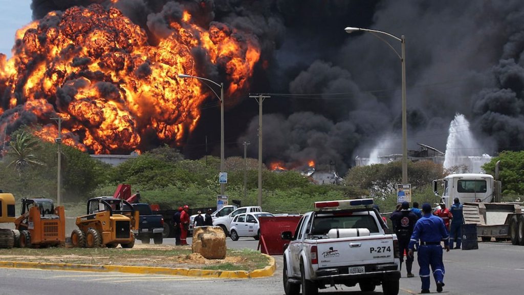 Nicolás Maduro acusa a la CIA de atacar instalaciones estratégicas en medio de tensión regional