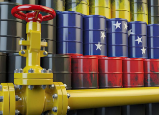 Venezuela denuncia a EEUU por intentar apoderarse de sus reservas petroleras Caracas acusa a Washington de campaña de hostigamiento