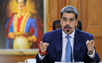 Venezuela denuncia amenaza de EEUU contra su soberanía aérea Venezuela considera que mensaje de Trump al atribuirse cerrar espacio aéreo es un acto hostil y arbitrario