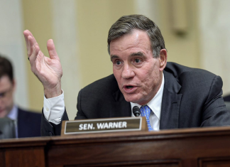 Ataque en el Caribe buscó eliminar sobrevivientes, afirma senador estadounidense Denuncian ataque estadounidense diseñado para matar a tripulantes de embarcación en el Caribe