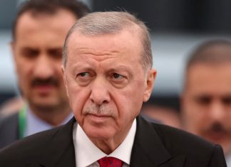 Erdogan alerta que ataques en el mar Negro ponen en riesgo la navegación Erdogan advierte que la escalada militar en el mar Negro no beneficia a los pueblos