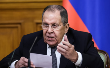 Lavrov acusa a la Unión Europea de ser un obstáculo para la paz El canciller ruso advierte que Europa intensifica el conflicto en Ucrania