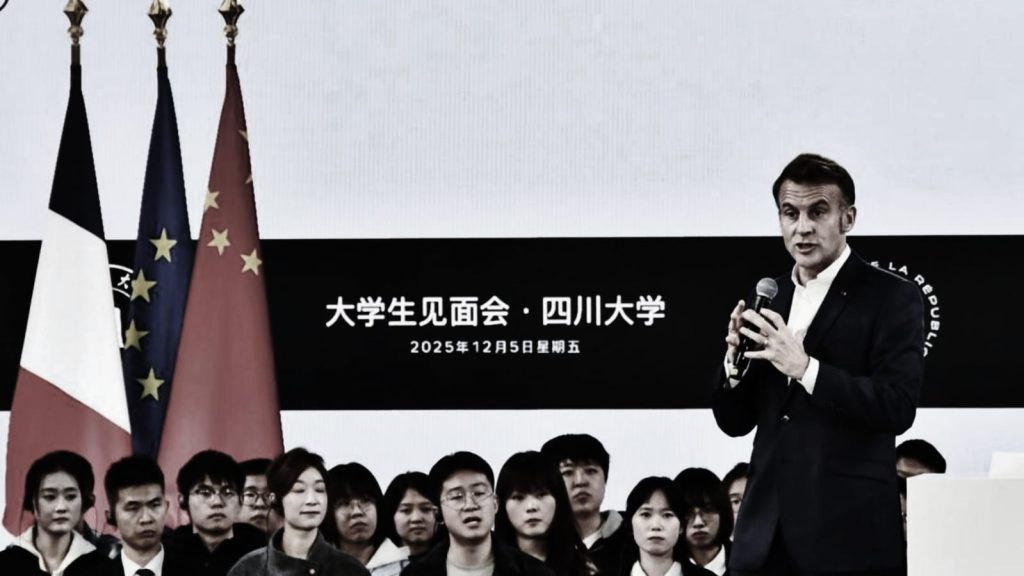 París pide inversión a China ante el aumento de superávit