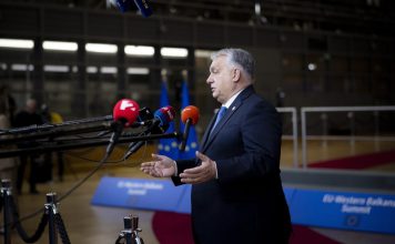 Orban: Préstamo militar de la UE a Ucrania fomenta la guerra Hungría cuestiona la política comunitaria que condiciona la ayuda a resultados militares