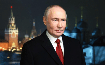 Putin llama a la unidad y reitera confianza en el futuro de Rusia en su mensaje de Año Nuevo 2026 Putin rinde homenaje a los militares y subraya la continuidad histórica del país