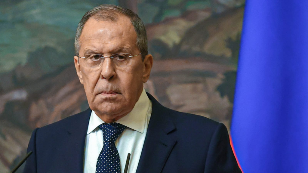 Sistemas de defensa aérea de Rusia neutralizaron un ataque con drones de largo alcance