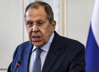 Rusia acusa a la Unión Europea de apropiarse de activos extranjeros La política de la Unión Europea sobre activos congelados genera cuestionamientos legales y divisiones internas entre sus Estados miembros