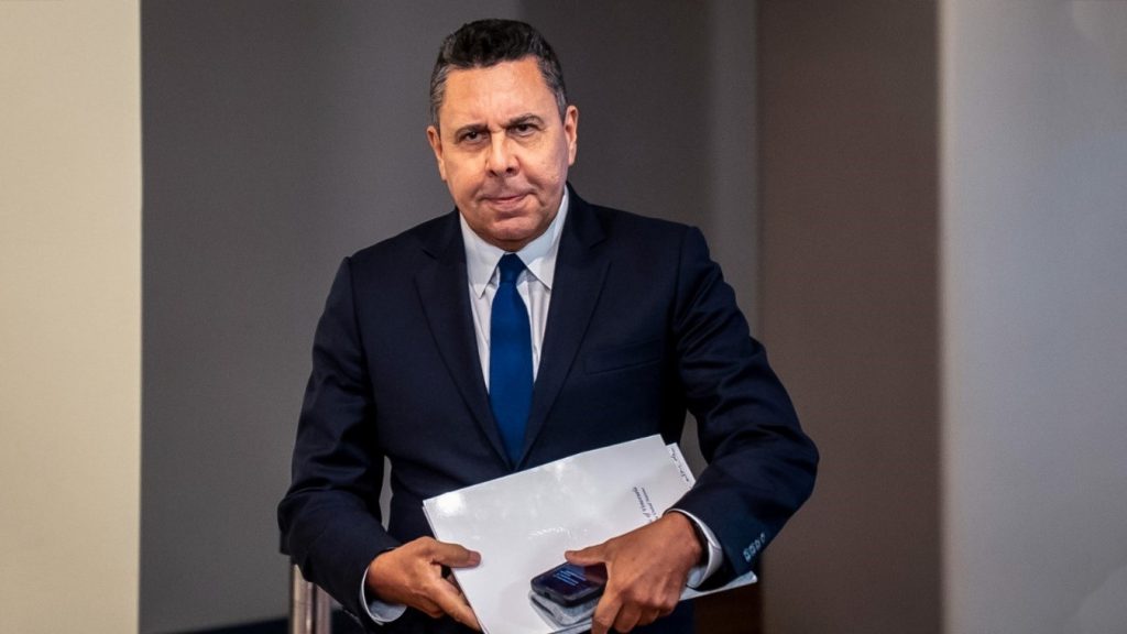 El Gobierno exige la liberación de la tripulación y la devolución del crudo