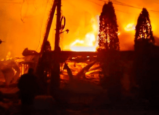 Ataque ucraniano contra provincia rusa de Jersón deja decenas de víctimas civiles Rusia ha condenado el ataque ucraniano calificándolo de acto terrorista.