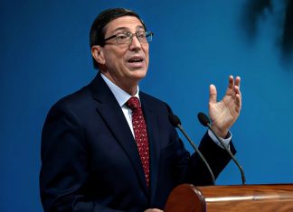 Cuba alerta que la ofensiva militar de EEUU amenaza la paz regional La Habana denuncia agresión en Venezuela y exige respeto a la soberanía