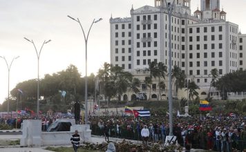 Cuba rinde homenaje a los 32 combatientes cubanos asesinados por EEUU en Venezuela En un emotivo discurso, el presidente de Cuba, Miguel Díaz-Canel, condenó las acciones terroristas de EEUU contra la región.