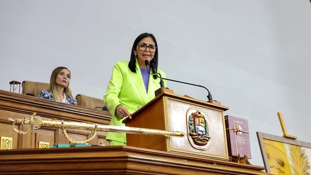 Caracas insiste en resolver la crisis por la vía diplomática y sin sumisión