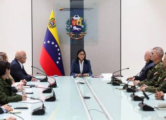 Delcy Rodríguez asume como encargada la presidencia de Venezuela Delcy Rodríguez, vicepresidenta ejecutiva de Venezuela, fue designada por el TSJ para asumir como presidenta encargada