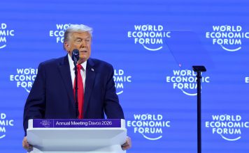 Donald Trump impone ambiciones imperiales de EEUU en Davos Donald Trump promete estabilidad global, pero exhibe un proyecto de poder unilateral y expansionista