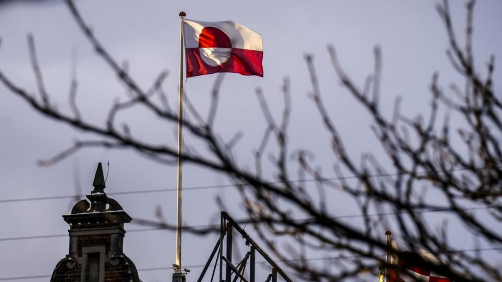Los ciudadanos groenlandeses han condenado las intenciones del presidente Trump sobre socavar la soberanía.