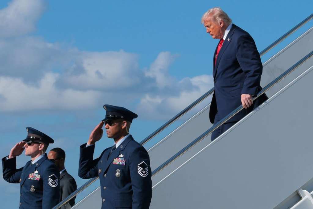 El presidente estadounidense desistió de una acción militar tras objeciones de aliados y asesores.