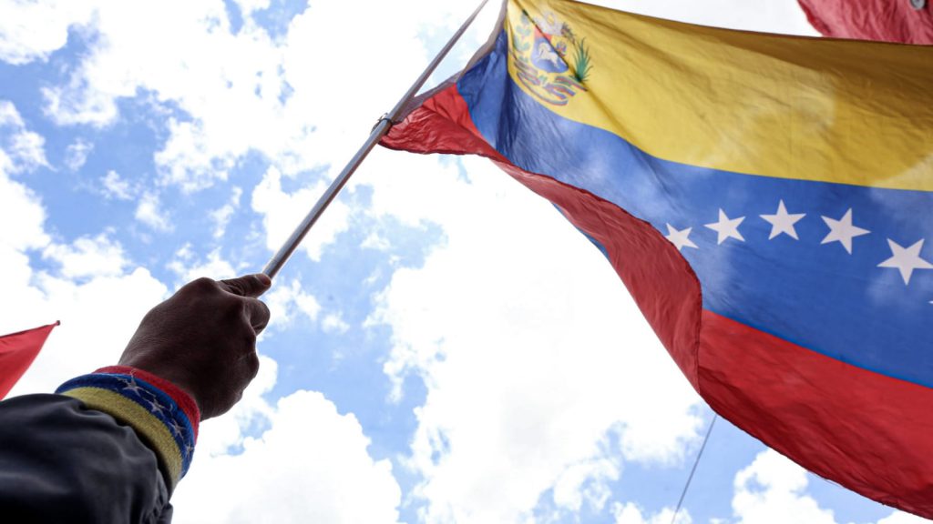 Venezuela decreta duelo nacional por ofensiva militar de EEUU