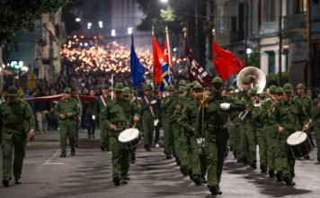 Marcha de las Antorchas reafirma unidad y soberanía de Cuba La Habana revive la Marcha de las Antorchas a 73 años de su primera edición
