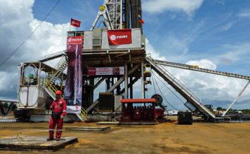 PDVSA negocia venta de crudo a EEUU bajo esquema comercial