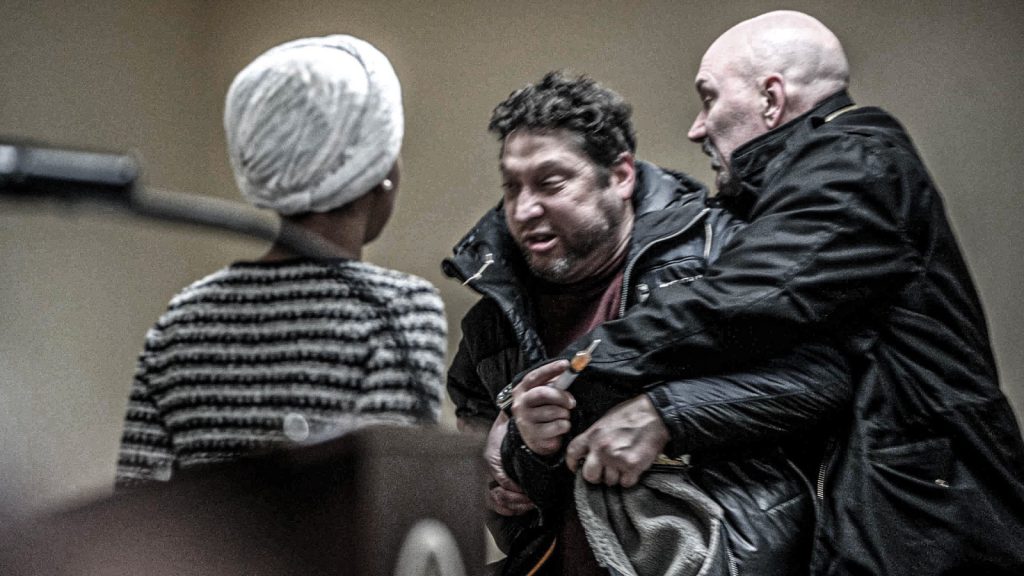 Crecen protestas tras muertes durante operativos migratorios del ICE