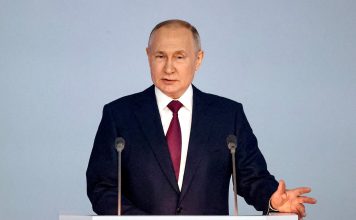 Putin anuncia récord en ventas de material militar