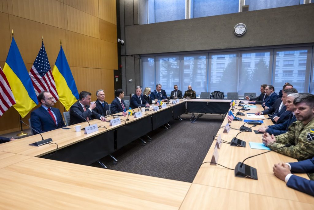 Moscú califica de “difíciles, pero sustanciales” las conversaciones y anuncia otra ronda de diálogo