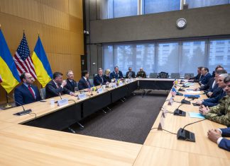 Rusia, Ucrania y EEUU acuerdan continuar diálogo tras negociaciones en Ginebra Moscú califica de “difíciles, pero sustanciales” las conversaciones y anuncia otra ronda de diálogo