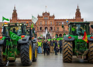 Agricultores protestan en Madrid contra el acuerdo UE-Mercosur Reclaman el fin de los recortes de la PAC y medidas ante el alza de costes