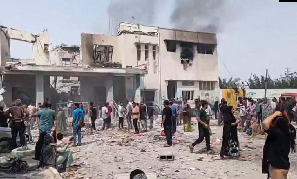 Autoridades iraníes reportan victimas mortales tras ataque contra escuela femenina