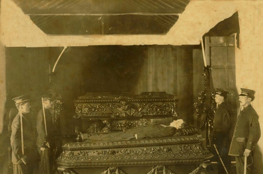 Imagen histórica del funeral de Rubén Darío en León, Nicaragua