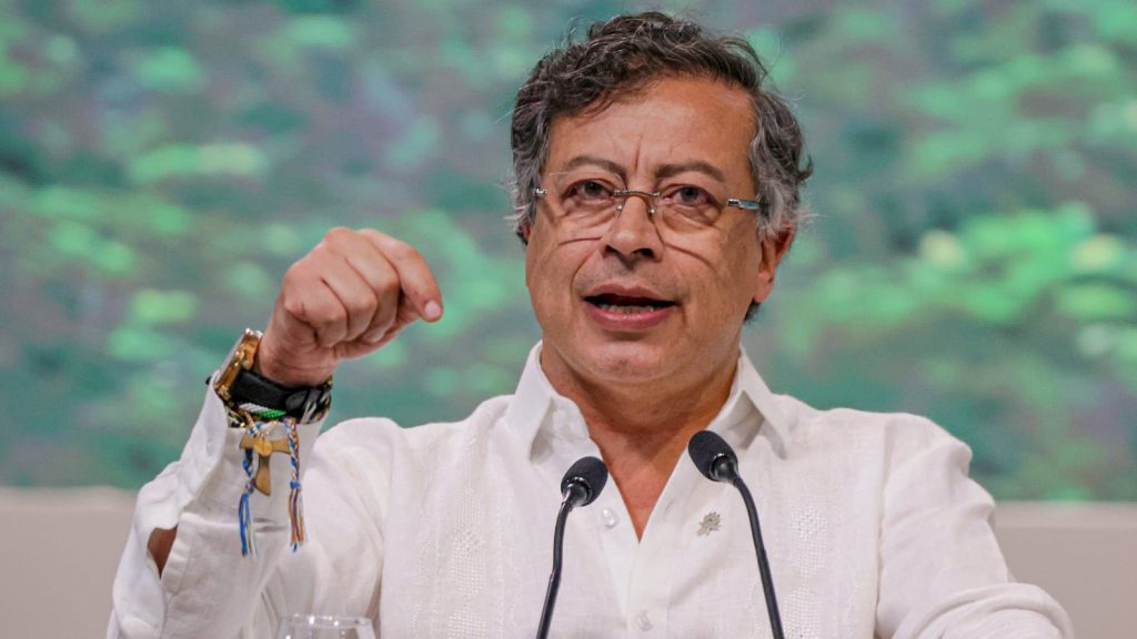 Vinculó la amenaza a redes del narcotráfico y a disidencias armadas