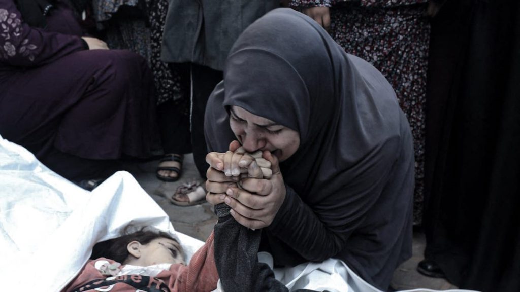 Expertos y víctimas denuncian un genocidio con complicidad internacional